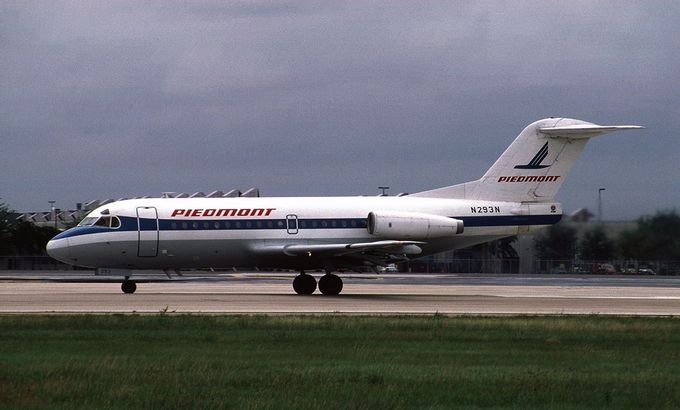 Msn:11037  N293N Piedmont Airlines.
Photo with permission from GERARD HELMER.