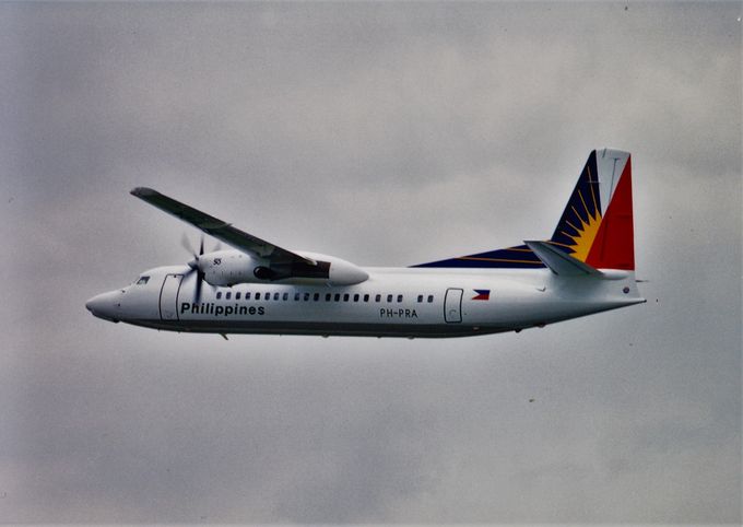 Msn:20128  PH-PRA  Phillippine Airliines.1988
Photo with permission from PETER STOOF Collection.