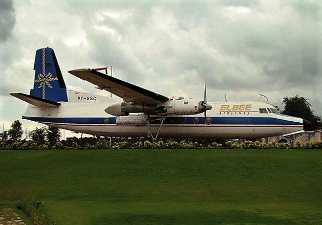 Msn:10674  VT-SSC  ELBEE Airlines.
Photo SCHOOL OF AERONAUTICS.India.