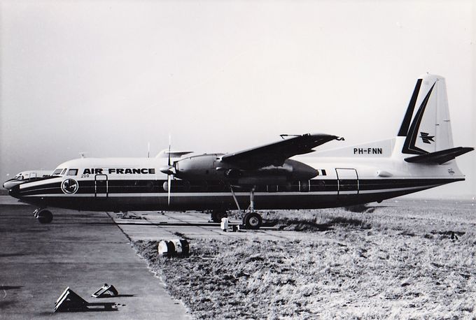 Msn:10390  PH-FNN  Air France.
Photo KRIJN OOSTLANDER Collection.