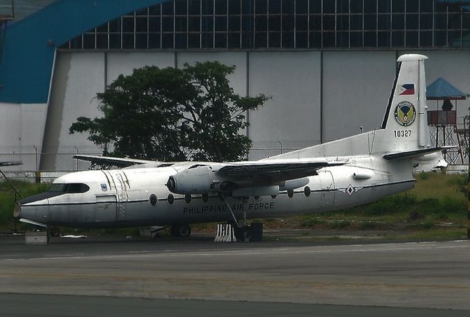 Msn:10327  10327  Philippines Air Force.
Photo STUART LAWSON.