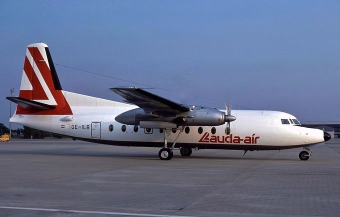 Msn:10562  OE-ILB  Lauda Air.1989
Photo with permission from EDUARD MARMET.