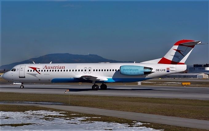 Msn:11499  OE-LVE  Austrian Airlines 2012.
Photo MAXIMILIAN GRUBER.