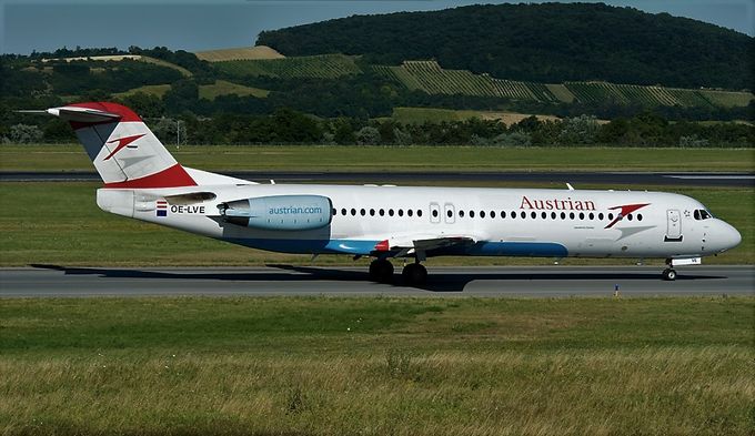 Msn:11499  OE-LVE  Austrian Airlines 2012.
Photo CRISTIAN JILG.