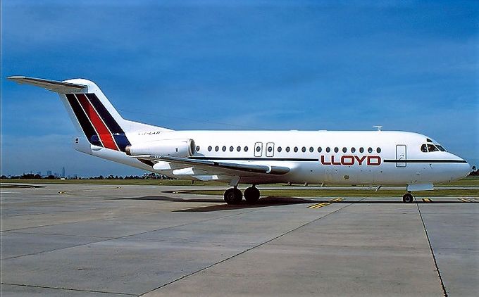 Msn:11212  VH-LAR  Lloyd Aviation Jet Charter  1985.
Photo with permission from GRAHAM BENNETT COLLECTION.