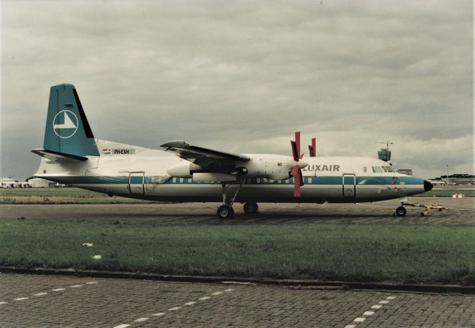 Msn:20168  PH-EXH  Luxair  1989.
Photo Ad Jan.ALTEVOGT.