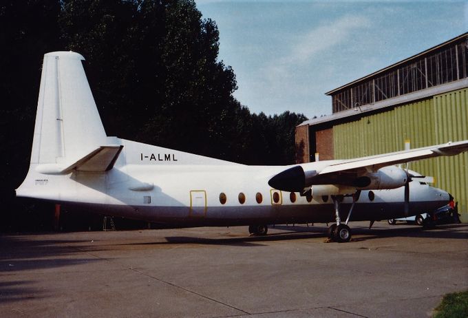 Msn:10450  I-ALML  Aero Liqure  Leased June 1,1979.
Photo via AEROHOBBY Neg.nr 7044.