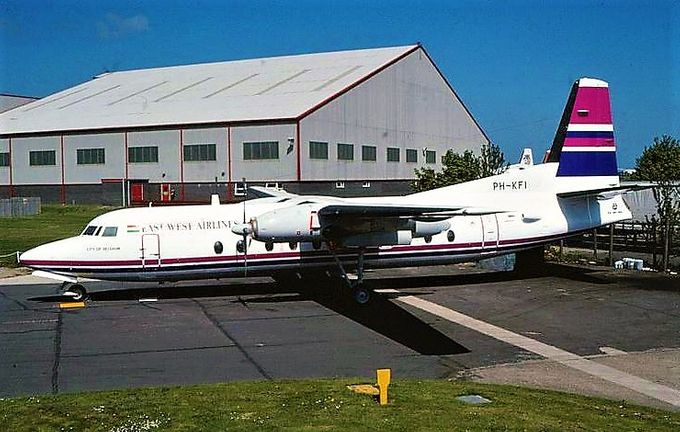 Msn:10603  PH-KFI  East West Airlines Del.date May 1,1993 as VT-EWK.
Photo BILL WHITE COLLECTION.