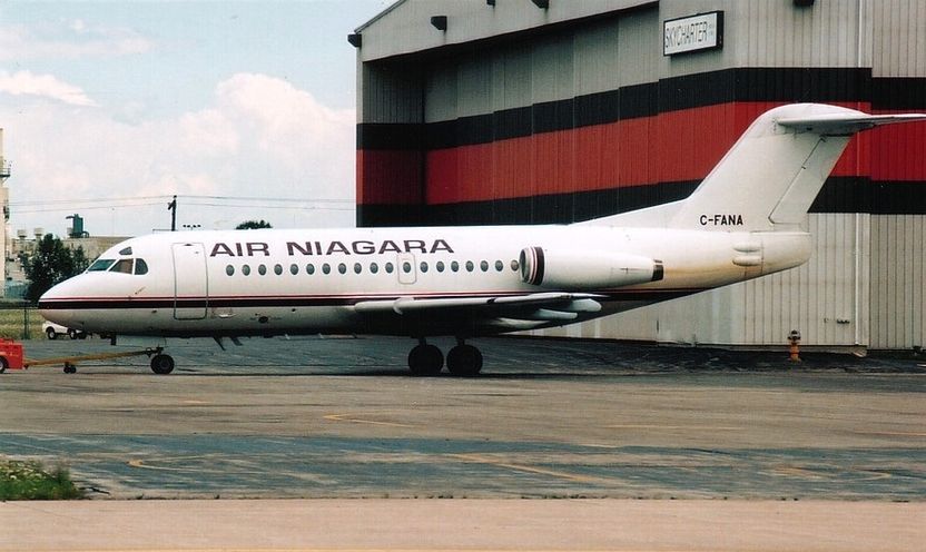 Msn:11075  C-FANA  Air Niagara Leased  6,1997 / 4,1998.
Photo 