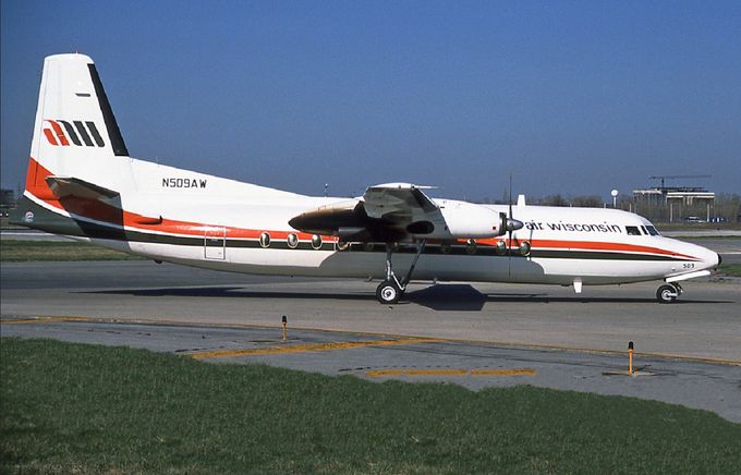 Msn:10684  N509AW  Air Wisconsin  Del.date March 1,1986.
Photo 