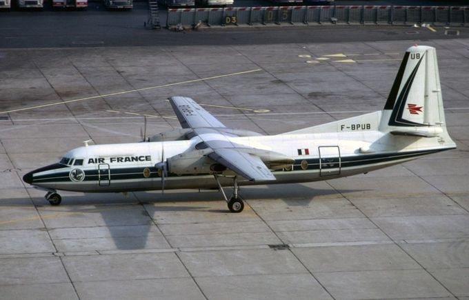 Msn:10370  F-BPUB  Air France  Del.date September 26,1968.
Photo CHRIS ENGLAND.