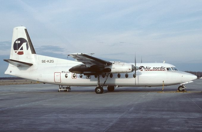 Msn:10287  SE-KZG  Air Nordic Del.date June 1,1993.
Photo DICK THOMASSON COLLECTION.