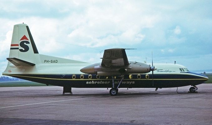 Msn:10272  PH-SAD Schreiner Airways.Del.date April 4,1965.
Photo KEN FIELDING.