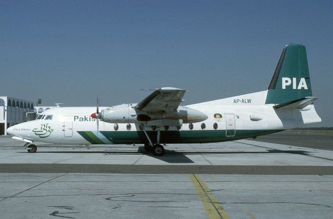 Msn:10187  AP-ALW  Pakistan International Airlines  Del.date  October 17,1961.
Photo DIETMAR SCHREIBER.