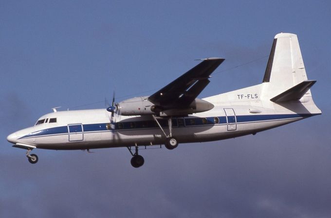 Msn:10260  TF-FLS  Flugleidir-Icelandair  Regd.February 6,1981.
Photo LEWIS GRANT.