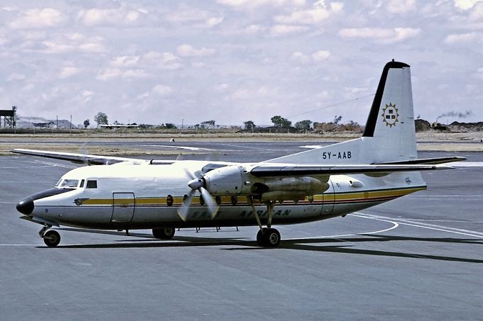 Msn:10211  5Y-AAB  East African Airways. ReRegd  January 1,1964.
Photo  STEVE FITZGERARD. 