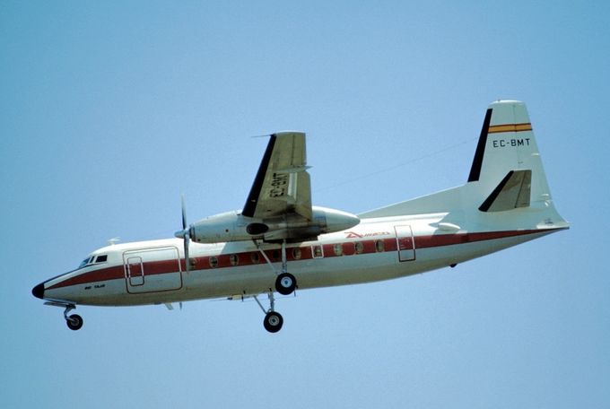 Msn:10343  EC-BMT   Aviaco-Aviación y Comercio SA.