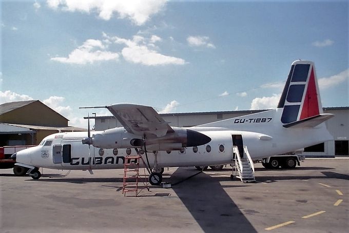 Msn:10343  CU-T1287  Cubana de Aviación SA.  Del.date  June 25,1994.