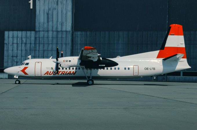 Msn:20123  OE-LFB  Austrian Airlines. Del.date  June 13,1988.
Photo DIETMAR SCHREIBER.