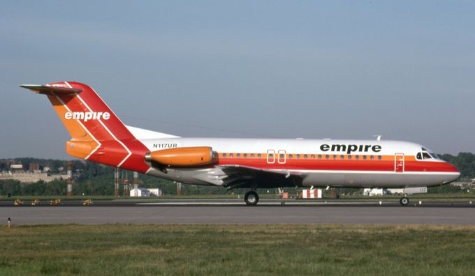 Msn:11222  N117UR  Empire Airlines Del.date  May 3,1985.
Photo  BILL GREENWOOD COLLECTION.