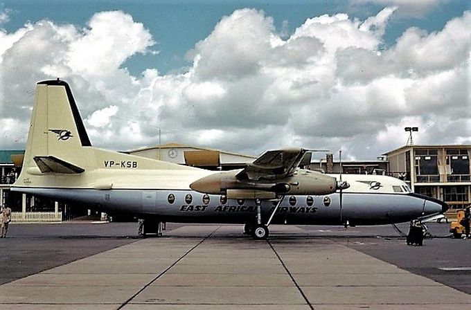 Msn:10212  VP-KSB  EAA East African Airways  Del.date November 6,1962.
Photo JACQUES GULLIEM.
