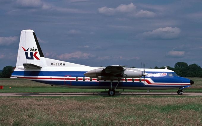 Msn:10231 G-BLGW  Air UK  Regd.February 4, 1982.
Photo with permission from RICHARD HUNT.