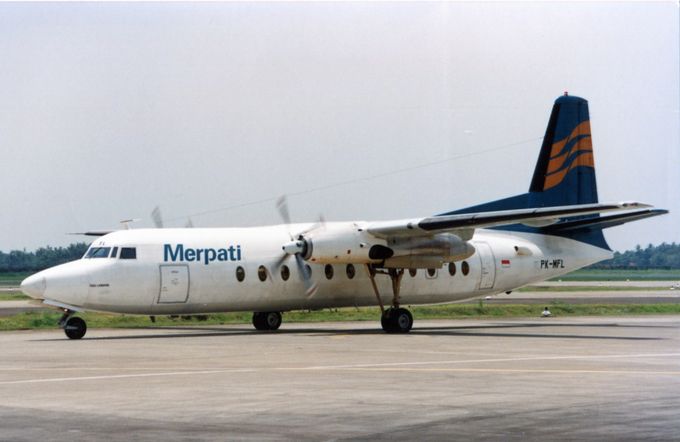 Msn:10609  PK-MFL  Merpati  Nusantara Airlines  Del.date  April 2,1992.
Photo  FRANS VAN ZELM  COLLECTION. Photo date November 29,1993.