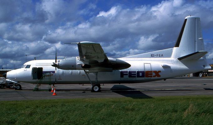 Msn:10385  EI-FEA ServisAir Belgium CVFederal Express  ReRegd March 16,1991.
Photo