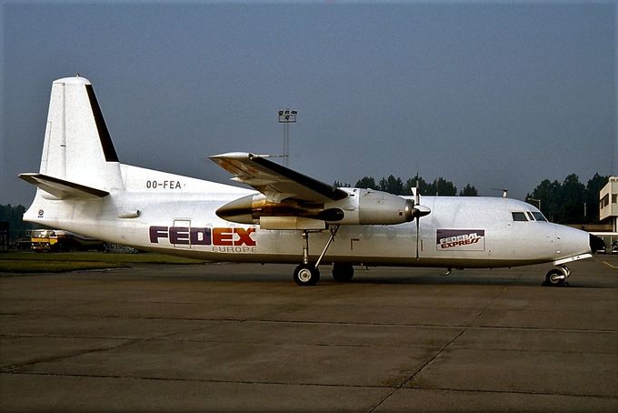 Msn:10385  OO-FEA   ServisAir Belgium CVFederal Express Del.date September 28,1989.
Photo