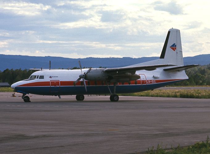 Msn:10248  LN-SUL  Air Executive of Norway  Regd December 15,1977.
Photo 