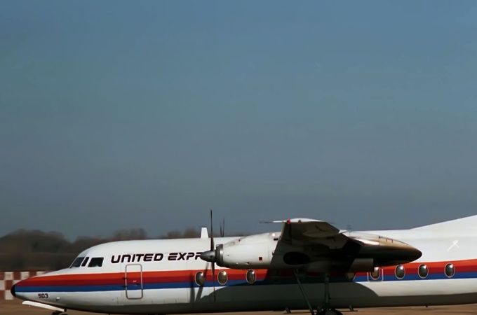 Msn:10671  N503AW  United Express  Del.date  April 14,1986.
Photo with permission from LESLIE SNELLEMAN (APRIL 1,1987)