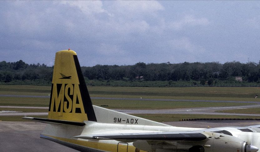 Msn:10359  9M-AOX  Malaysian-Singapore Airlines  Del.date April 11,1968.
Photo JOHN MOUNCE COLLECTION.(Photo date 1970.)