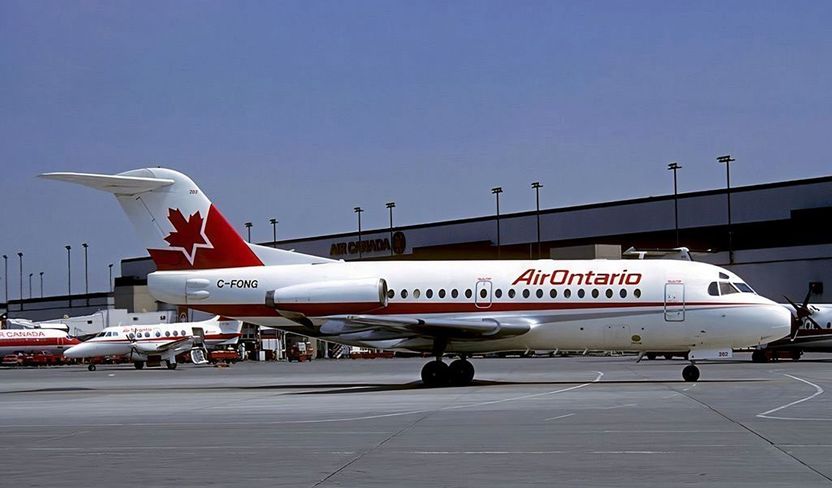 Msn:11070  C-FONG Air Ontario  Del.date
Photo with permission from GARY VINCENT  (Photo date May 1,1989)