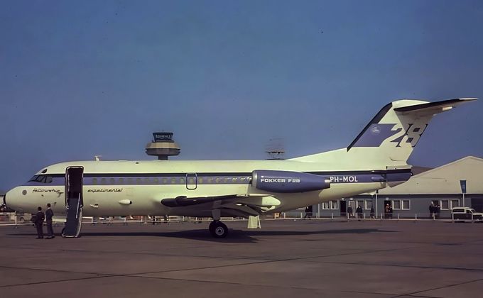 Msn:11003  PH-MOL  Fokker. First Flight  October 20,1967.
Photo GIORGIO ADAMO.  (Photo date  Aprl 1,1968)