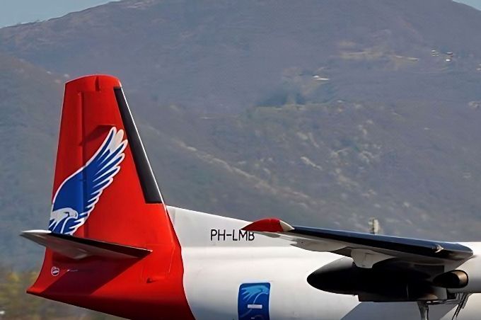 Msn:20119  PH-LMB  Amapola Flyg  Del.date January 5,2008.
Photo  GIOVANNI CARLO (Photo date March 31,2012)