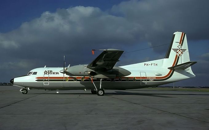Msn:10563  PH-FTH  Air Niger  1978.
Photo PETER DE GROOT.