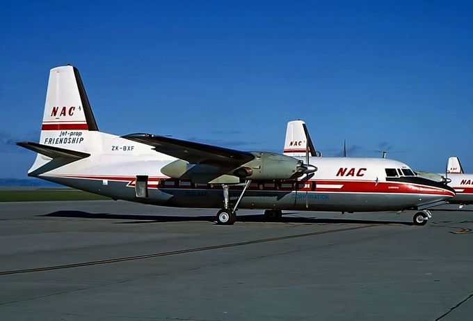 Msn:10185  ZK-BXF  New Zealand National Airw.Corp.Del.date September 13,1961.
Photo PETER GATES COLLECTION (Photo date 14.September 1969)