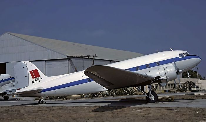 C-47A  N486F  Msn:20214  Geobron.
Photo GARY VINCENT (Photo date September 15,1984.)