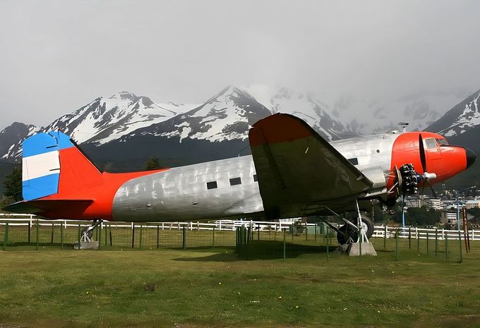 C-47A  0172  Msn:9578  Armada Argentina.
Photo CRISTIAN WASER  (Photo date  December 22,2021)